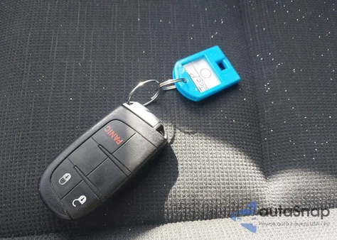 2015 Jeep Grand Cherokee Laredo из США, поврежденный, VIN 1C4RJFAG9FC881355